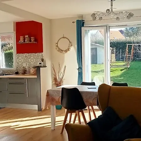 Soleil D'opale Et Son Grand Jardin