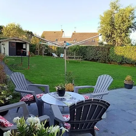 Soleil D'opale Et Son Grand Jardin